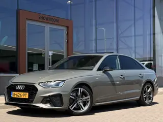Audi A4 Limousine 35 TFSI S Edition Competiton | Matrix Led | Sfeerverlichting | Schuif/Kantel Dak |