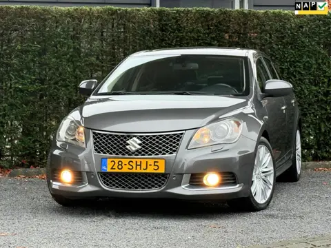 Suzuki Kizashi 2.4 Sport|AUTO.M|STOEL V.W|GARANTY - RIJKLAAR!