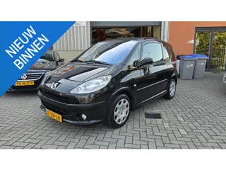 Peugeot 1007 1.4 Gentry Goed werkende airco, Nette Auto!!