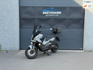 Honda Scooter 750 X-ADV 2026
