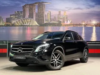 Mercedes-Benz GLA GLA180 Urban Trekhaak|Keyless|Camera|Sfeerverlichting|