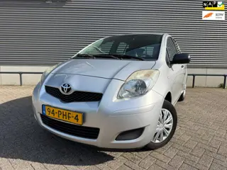 Toyota Yaris 1.0 VVTi Acces