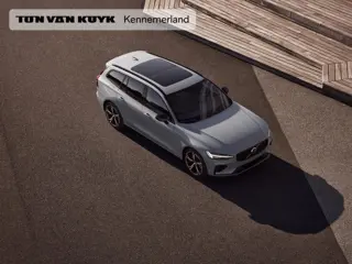 Volvo V60 2.0 T8 Plug-in hybrid AWD Plus Perform. Ed. Dark / Pano. dak / Elek. verstelbare stoelen /