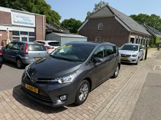 Toyota Verso 1.8 VVT-i Business AUTOMAAT