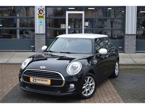 Mini Mini 1.5 Cooper Pepper Serious Business Airco Navi Km 87054!!