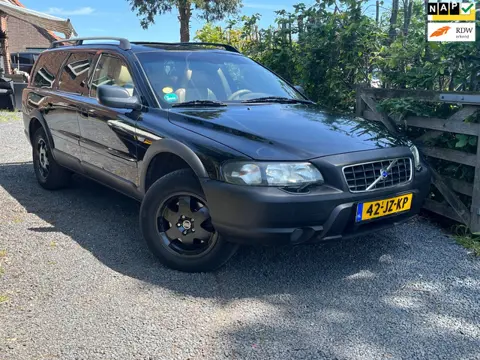 Volvo XC70 V70 CrossCountry 2.5 T AWD Geartronic C.L. |4X4|LPG|Dakje|Leder