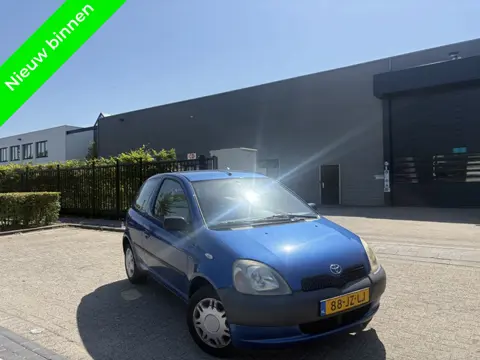 Toyota Yaris 1.0-16V VVT-i YORIN (bj 2002)