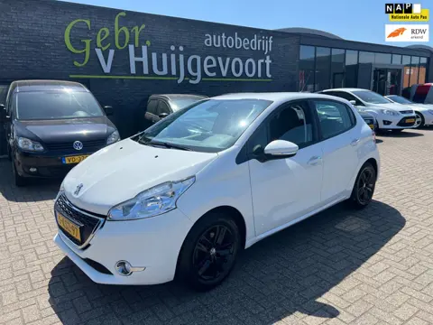 Peugeot 208 1.2 VTi Envy