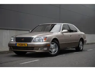 Lexus LS 400 | 66.000KM | Nieuwstaat | Volle Documentatie | Verzamelaarsauto