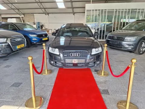 Audi A6 Avant TDI QUATTRO PANO+ 3X S-Line! Facelift!