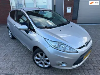 Ford Fiesta 1.25 Titanium / Airco / AUX / NAP / LM