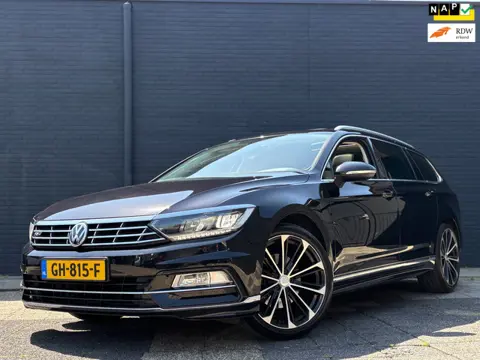 Volkswagen Passat Variant 1.4 TSI R-Line | Pano | Digital Dash | Elektr Trekhaak