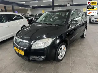 Skoda Fabia 1.4-16V Ambiente 5-deurs navigatie airco elektrische pakket cruise controle lm-velgen