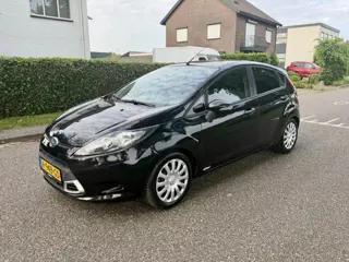 Ford Fiesta 1.25 Ghia - Nieuwe APK