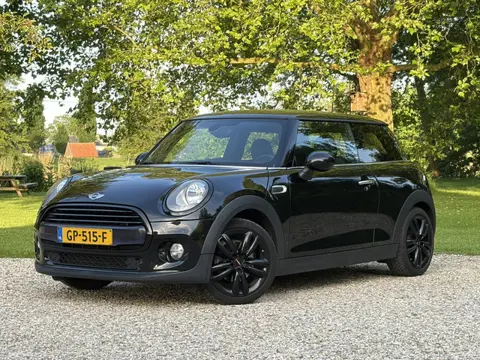 MINI Cooper 1.5 Black Edition, John Cooper Works *NL-Auto*