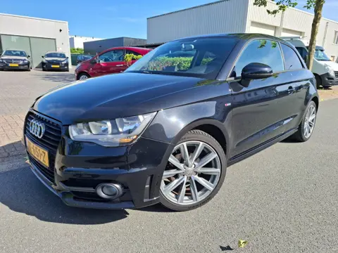 Audi A1 1.2 TFSI S-LINE AIRCO/NAVI/17INCH!