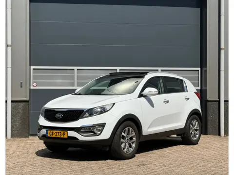 Kia Sportage 1.6 GDI ExecutiveLine bj.2015 Pano|Navi|Camera|Nap.
