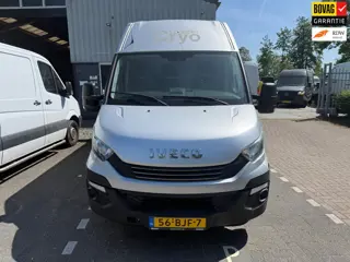 Iveco 50C18 50C18 AUT L2H2 AC ZILVER ‘17