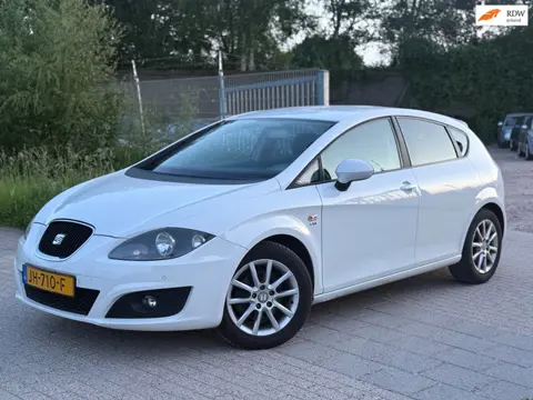 Seat Leon 1.8 TFSI Style Airco Carplay Cruise PDC Trekhaak