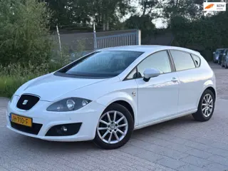 Seat Leon 1.8 TFSI Style Airco Carplay Cruise PDC Trekhaak
