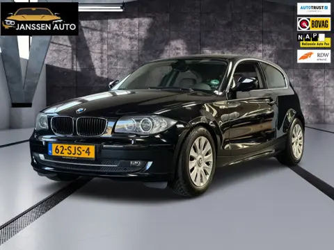 BMW 1-serie 118i EffDyn. Ed. Business Line Ultimate Edition / Leder / Cruise / Climate / Sportstoele
