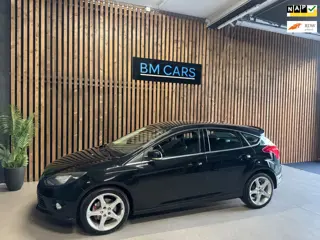 Ford Focus 1.6 EcoBoost First Edition Trekhaak, Cruise, Carplay