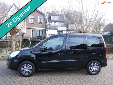 Citroen Berlingo 1.2i XTR 110pk 5-Persoons 2e eig. Airco Cruise LED 121.000km