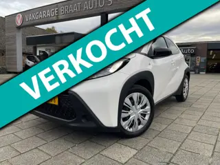 Toyota Aygo X 1.0 l CRUISE l CARPLAY l CAMERA l RIJKLAAR!