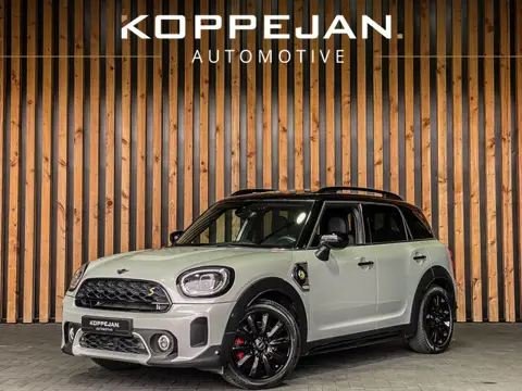 MINI Countryman Cooper SE ALL4 Chili 224PK Hybrid | PANO | LEDER | SFEERVERLICHTING | SFEERVERLICHTI