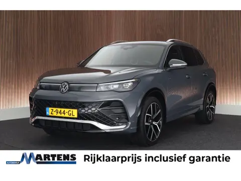 Volkswagen Tiguan 1.5 eTSI 150pk R-Line Business Trekhaak 360Camera harman/kardon Head-Up Virtual Co