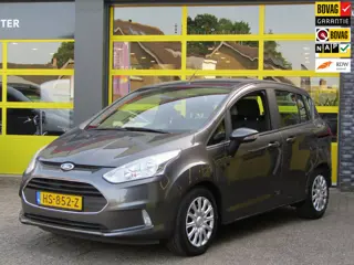 Ford B-Max 1.0 EcoBoost Style / Dist.Riem vervangen