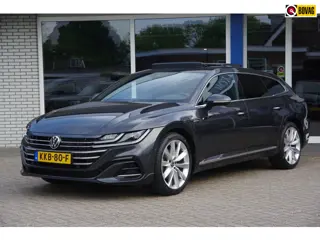 Volkswagen Arteon Shooting Brake 1.4 TSI eHybrid SOH 98% R-line 360° Camera Panoramadak Trekhaak