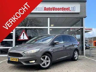 Ford Focus Wagon 1.0 Trend Edition /Cruise/clima/Navi/Trekhaak/Stoel en stuurwiel verw./APK 04-2027/