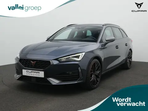CUPRA Leon Sportstourer 1.4 e-Hybrid 245 pk VZ Performance | Trekhaak | Kuipstoelen | Adaptief sport