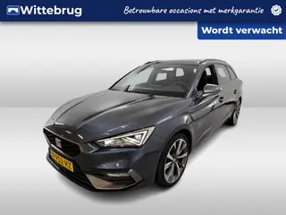 SEAT Leon Sportstourer 1.5 eTSI 150pk FR Business Tech DSG Automaat Winter+ Tech pakket / Navigatie 