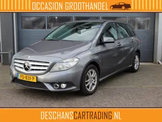 Mercedes-Benz B-Klasse 200 Ambition Automaat Climate, Cruise, Navi, PDC, Trekhaak