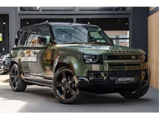 Land Rover Defender 110 X-Dynamic HSE Pano Trekhaak Meridian 2.0 P300e 110 X-Dynamic HSE Woolstone