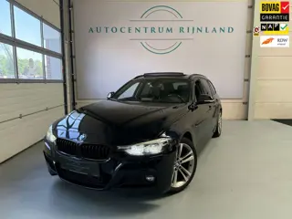BMW 3-serie Touring 320i Edition M Sport Shadow High Executive Automaat, Panorama dak
