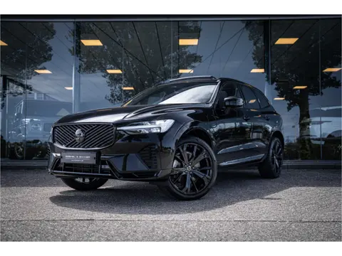 Volvo XC60 T6 Recharge Ultra Black Edition ** Facelift ** Trekhaak ** Harman/Kardon ** HUD ** Massag