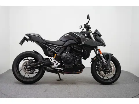 Suzuki GSX-8S (bj 2024)