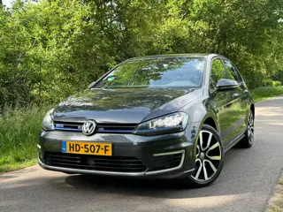 Volkswagen Golf 1.4 TSI GTE | Accu Revisie + Camera + Clima + Cruise Nu € 9.999,-!!!