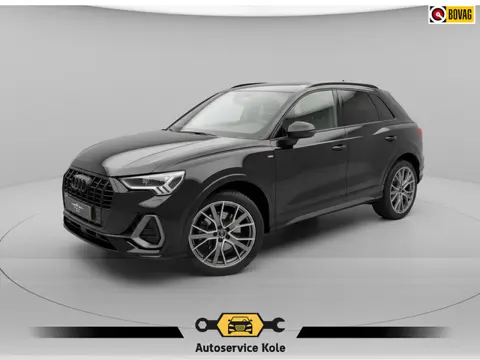 Audi Q3 1.4 plugin hybride * S-line * Camera * Side ass. *