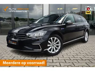 Volkswagen Passat Variant 1.4 TSI PHEV GTE Business | ACC | Camera | Winter Pakket |