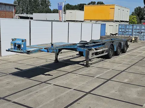 RENDERS CHASSIS PORTMASTER