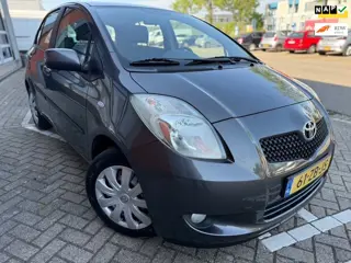 Toyota Yaris 1.3 VVTi Sol | Lage km | Nap | Airco | Apk |