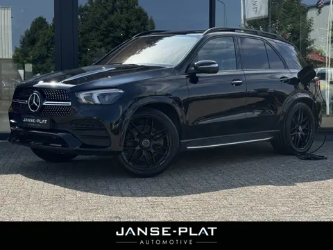 Mercedes-Benz GLE 350 e 4MATIC AMG Pano | Luchtvering | Trekhaak | Massage |
