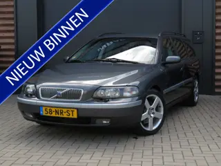 Volvo V70 2.5 T Geartronic Titanium Airco Cr-Control Youngtimer