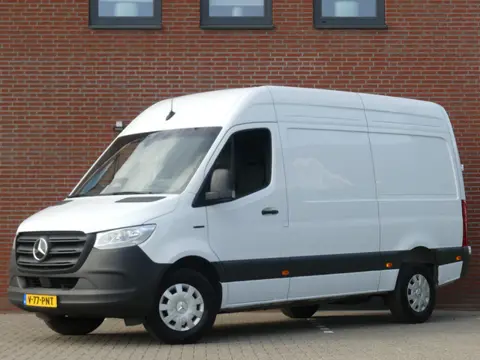 Mercedes-Benz eSprinter 320 L2H2 81kWh Trekhaak/Camera/Navigatie/Standkachel