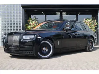 Rolls-Royce Phantom Series II | Starlight, Bespoke Audio, Massage, Entertainment