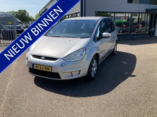 Ford S-Max 2.0-16V. Leuke wagen. Goed onderhouden. Geleverd met Nw APK.